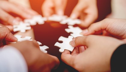 德国柏林发生持刀袭击事件致多人受伤